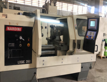 Foto: TORNO CNC NARDINI LOGIC 350 -700 X 1000 -ANO 1999