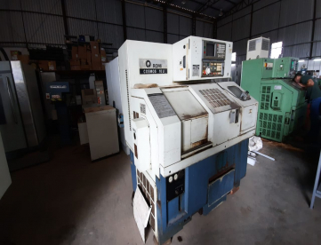 Foto: TORNO CNC ROMI COSMOS 10U - ANO 2000