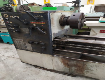 Foto: TORNO MECÂNICO ROMI S30B - 650MM X 3000MM