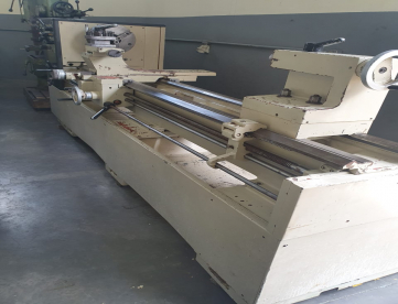 Foto: TORNO MECÂNICO ROMI S30B - 650 X 2200MM