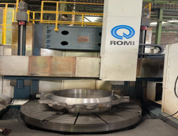 Foto: TORNO VERTICAL CNC ROMI - VT2500 - ANO 2010 - 2800 X 2100MM