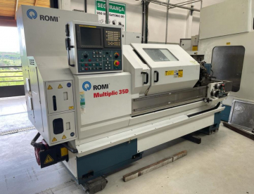 Foto: TORNO CNC ROMI - MULTIPLIC 35D - 1500MM - ANO 2008