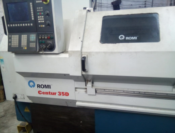 Foto: TORNO CNC ROMI - CENTUR 35D - 1500MM - HIDRÁULICO - ANO 2011