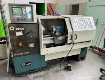 Foto: TORNO CNC ROMI - CENTUR 30RV - ANO 1996