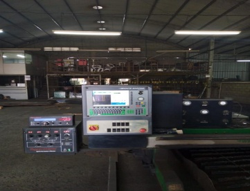 Foto: MAQUINA DE PLASMA CNC DE ALTA DEFINIÇÂO  WHITEMARTINS HYPERTHERM HPR 260 XD- ANO 2012