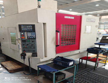 Foto: CENTRO DE USINAGEM VERTICAL CNC AKIRA SEIKI RMV 700 APC-DUPLO PALLET - ANO 2009