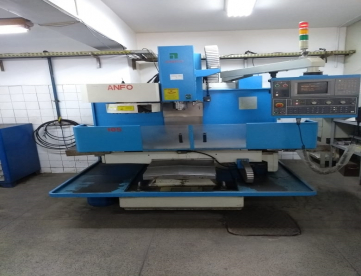 Foto: CENTRO DE USINAGEM VERTICAL  CNC MANFORD -1000 X 500 X 500 - ANO 2007