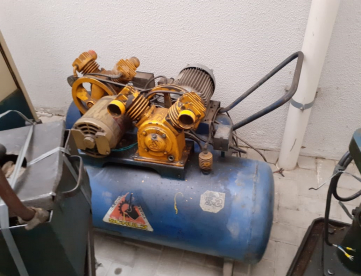 Foto: COMPRESSOR DE AR SCHULTZ   300 Litros