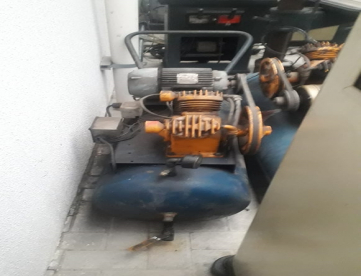 Foto: COMPRESSOR DE AR SCHULTZ   300 Litros