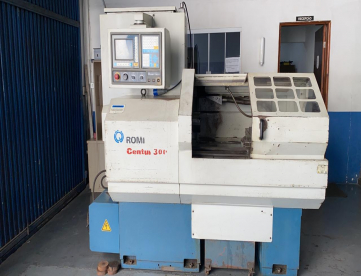 Foto: TORNO CNC ROMI CENTUR 30D GANG - ANO 2005