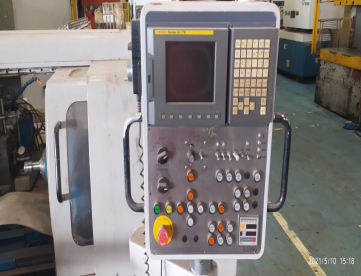 Foto: TORNO CNC EGURO MOD. 5L550 EX - COMANDO FANUC