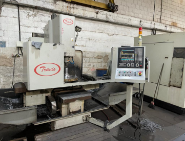 Foto: FRESADORA CNC TRAVIS M7 - ANO 2014 - 1500 X 650 X 620MM