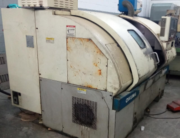 Foto: TORNO CNC - OKUMA - CROWN 762 - 500 x 400mm Ano 1999