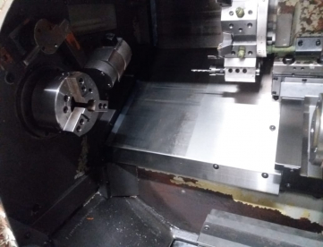 Foto: TORNO CNC TRAVIS - MODELO TR-10 - ANO 2009