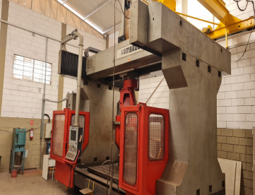 Foto: FRESADORA CNC - RAMBAUDI - 5 EIXOS - 2700 x 2200 x 1000mm