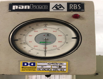 Foto: DUROMETRO ANALOGICO DE BANCADA PANTEC RBS -M