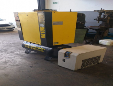 Foto: COMPRESSOR DE PARAFUSO METALPLAN -ROTOR PLUS 15 HP -ANO 2013