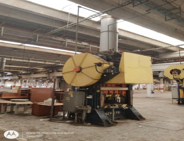 Foto: PRENSA EXCÊNTRICA SCHULER 200 TONS - MESA 1250MM X 1050MM