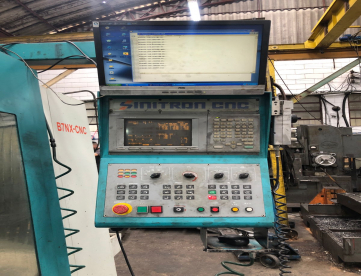 Foto: FRESADORA CNC - SINITRON - B7 NX - ANO 2004 - 1500 x 750 x 750mm