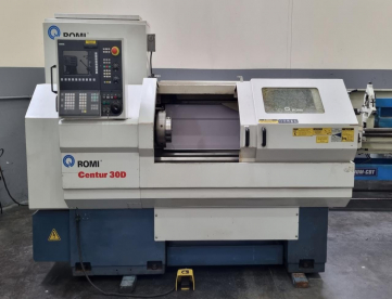 Foto: TORNO CNC ROMI CENTUR 30D - 1000MM - ANO 2015