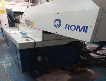 Foto: INJETORA DE PLASTICOS ROMI PRIMAX 220 R -ANO 2002