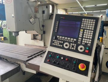 Foto: FRESADORA CNC - TRAVIS - M8 - ANO 2011 - 2.000 x 850 x 710 mm