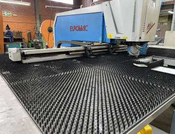 Foto: PUNCIONADEIRA CNC EUROMAC ZX FLEX 1250/30-2250 - ANO 2012