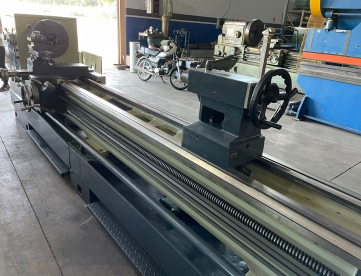 Foto: TORNO MECÂNICO - STAMAC - 700 x 3000 MM