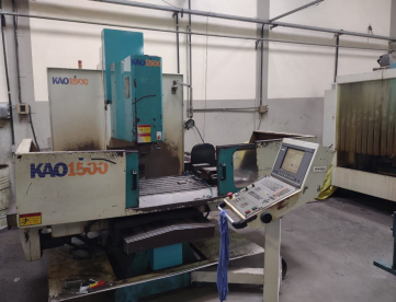 Foto: FRESADORA CNC SINITRON KAO 1500 ANO 2005