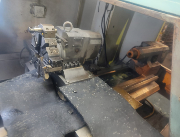 Foto: TORNO CNC NARDINI LOGIC 220 -ANO 2010