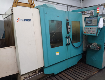 Foto: FRESADORA CNC - SINITRON - B7 NX - ANO 2005 - 1500 x 750 x 750mm