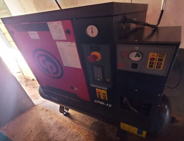 Foto: COMPRESSOR DE AR CPM 15 -8TD - 220V - 60HZ - ANO 2017