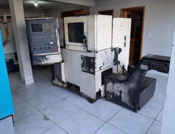 Foto: CENTRO DE TORNEAMENTO CNC INDEX GE MINI - ANO 1994