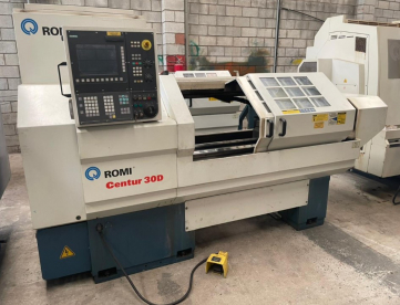 Foto: TORNO CNC - ROMI - CENTUR 30D - ANO 2006 - 430 X 1000MM