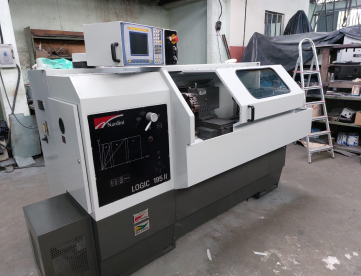 Foto: TORNO NARDINI CNC LOGIC 195 -1000 X 440 -ANO 2005