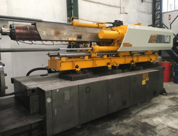 Foto: INJETORA DE PLASTICOS - WELLTEC 1250 TONELADAS - MODELO F2R - ANO 2007