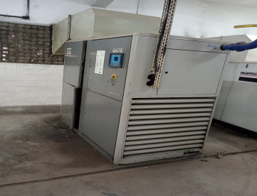 Foto: COMPRESSOR DE PARAFUSO ATLAS COPCO  -GA 75 -ANO 2002