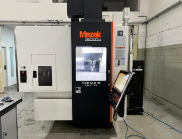 Foto: CENTRO DE USINAGEM VERTICAL - 5 EIXOS - MAZAK - J500/5X - ANO 2019