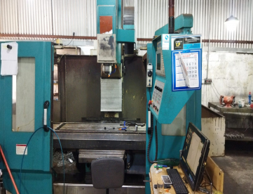 Foto: FRESADORA CNC SINITRON - B5NX - 1000 x 550 x 500mm - ANO 2005