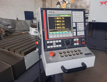 Foto: FRESADORA CNC UNIVERSAL - WOTAN - WOMAT M3 - ANO 2003 - COM MESA GIRATÓRIA