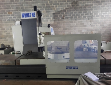 Foto: FRESADORA CNC UNIVERSAL - WOTAN - WOMAT M3 - ANO 2003 - COM MESA GIRATÓRIA