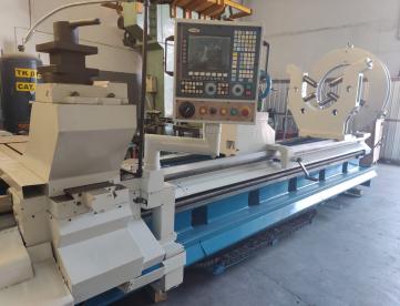 Foto: TORNO ROMI CNC E-55 C II - 1300MM X 6500MM - COMANDO FAGOR