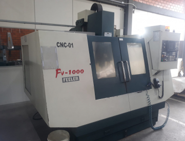 Foto: CENTRO DE USINAGEM VERTICAL FEELER FV1000 -ANO 2006