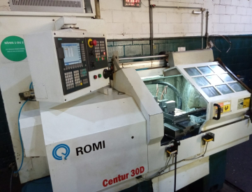 Foto: TORNO CNC ROMI CENTUR 30D DE GANG - 500MM - ANO 2005