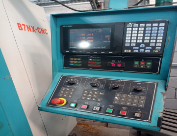 Foto: FRESADORA CNC - SINITRON - B7 NX - ANO 2007 - 1500 x 750 x 750mm