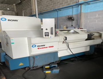 Foto: TORNO CNC ROMI CENTUR 30D  HIDRAULICO --1000 X 430 -ANO 2014