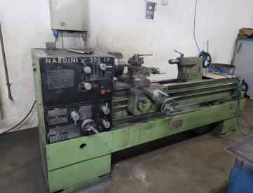 Foto: TORNO MECÂNICO - NARDINI - MODELO 300 IV - 500 x 1500mm