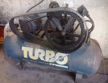 Foto: COMPRESSOR DE AR -MARCA TURBO 20 PES -250 LITROS