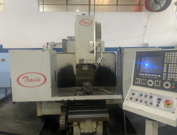 Foto: FRESADORA CNC TRAVIS M7 - 1500MM X 650MM X 620MM - ANO 2014