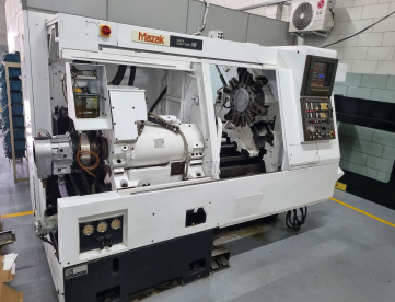 TORNO CNC MAZAK - SUPER QUICK TURN 18  - SQT 18 - 300 x 520 MM - ANO 1993